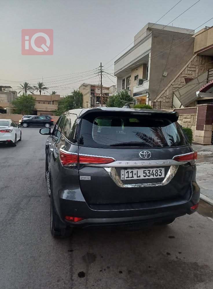 تۆیۆتا فۆرچێنەر